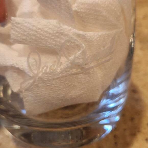 Jack Daniel's Whiskey Glasses Set of 2 - Picture 5 of 5